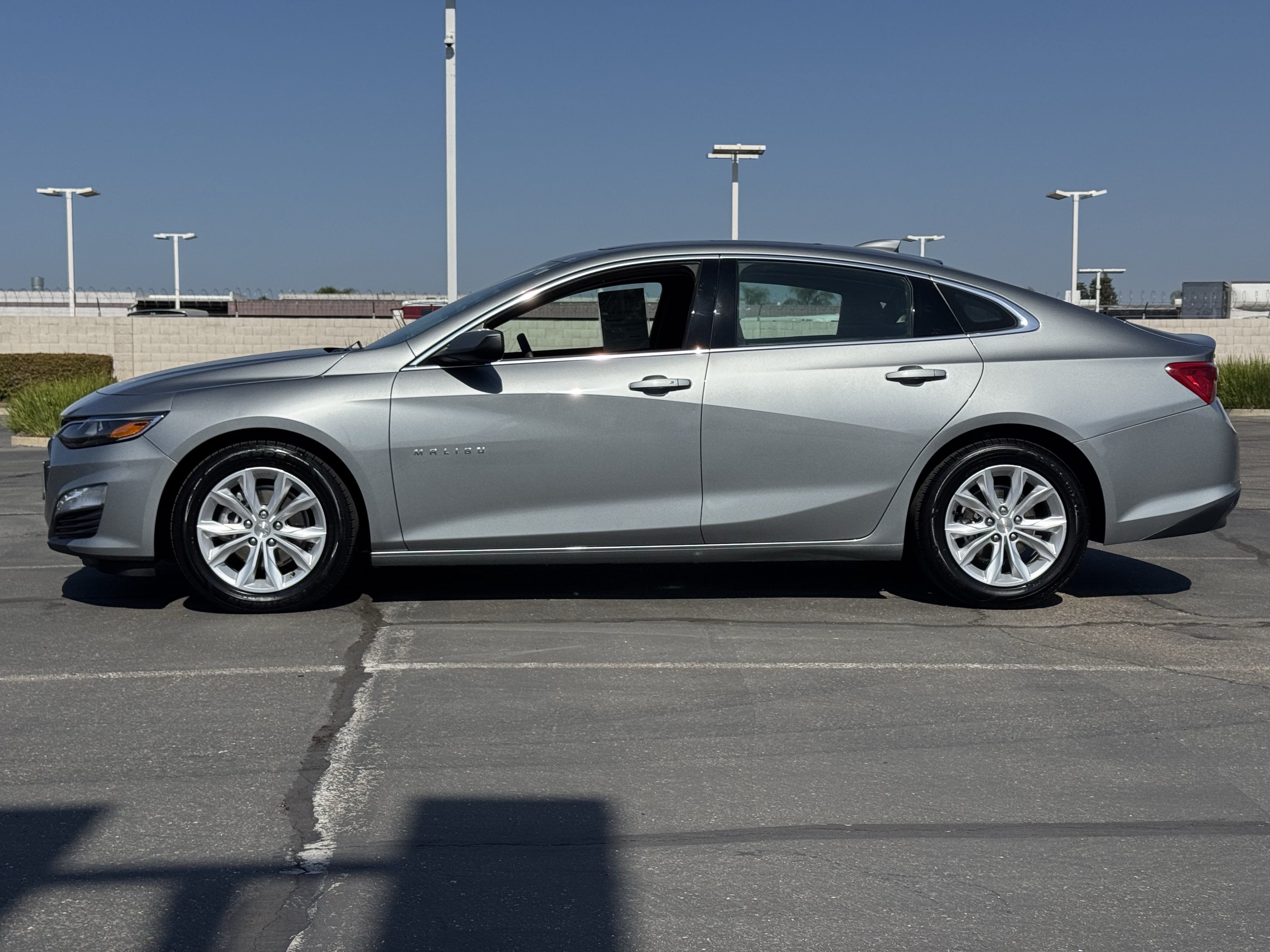 Certified 2024 Chevrolet Malibu LT FWD image 4