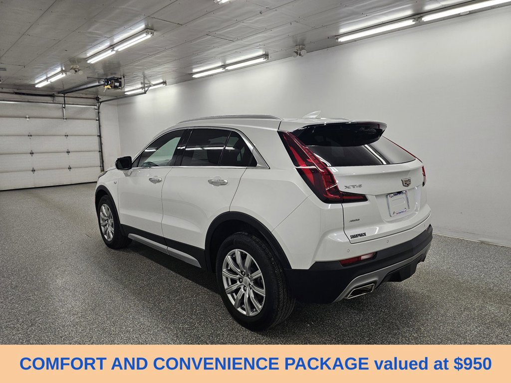 Used 2023 Cadillac XT4 Premium Luxury w/ Technology Package AWD/4WD image 7