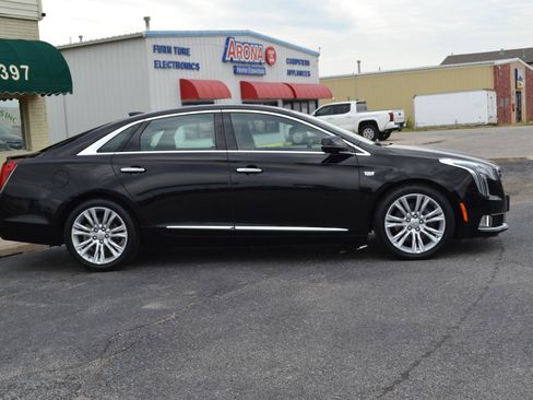 Used 2019 Cadillac XTS Luxury FWD image 10