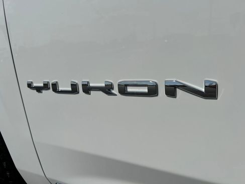 New 2026 GMC Yukon XL Elevation image 9