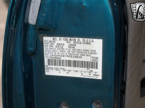 Used 1993 Ford Mustang LX image 26