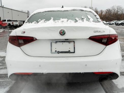 Used 2022 Alfa Romeo Giulia Ti w/ Active Assist Plus Package image 7