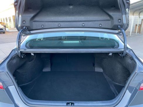 Used 2025 Toyota Camry LE image 31