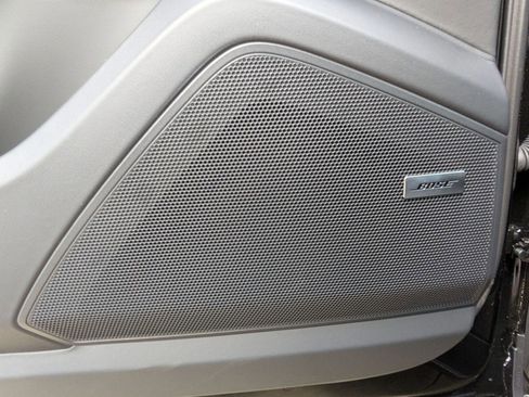 New 2025 Porsche Cayenne E-Hybrid image 14