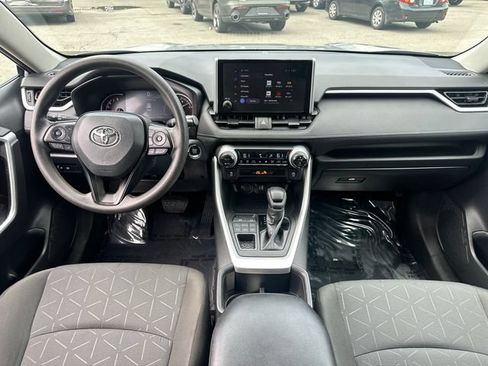 Certified 2023 Toyota RAV4 XLE AWD/4WD image 17