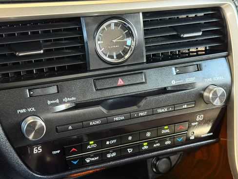 Used 2019 Lexus RX 350 AWD w/ Navigation Package image 44