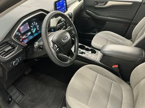 Used 2022 Ford Escape SE w/ Convenience Package FWD image 14