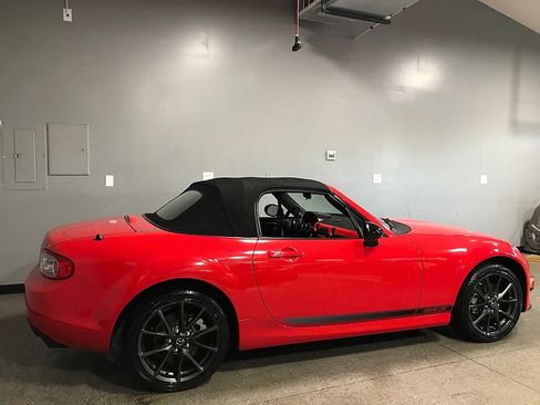 Used 2014 MAZDA MX-5 Miata Club image 6