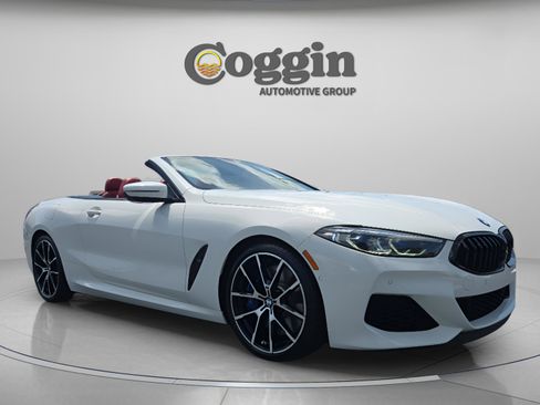 Used 2022 BMW M850i xDrive Convertible w/ Driving Assistance Package AWD/4WD image 12