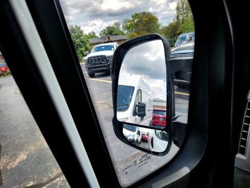 New 2025 RAM ProMaster 3500 w/ Quick Order Package 22G SLT image 10