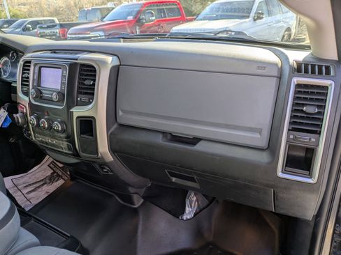 Used 2014 RAM 1500 Big Horn image 29