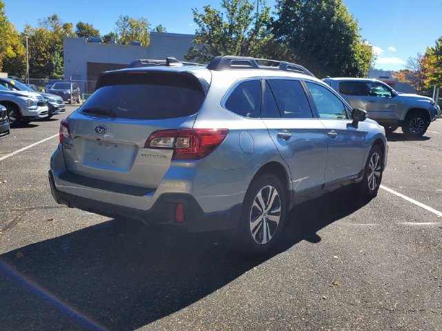 Used 2019 Subaru Outback 2.5i Limited AWD/4WD image 4