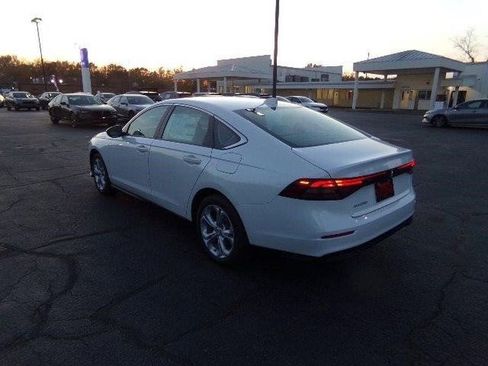 New 2025 Honda Accord LX image 7