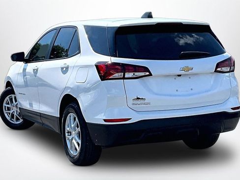 Used 2024 Chevrolet Equinox LS FWD image 5