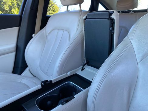 Used 2017 Chrysler 200 Limited Platinum image 56