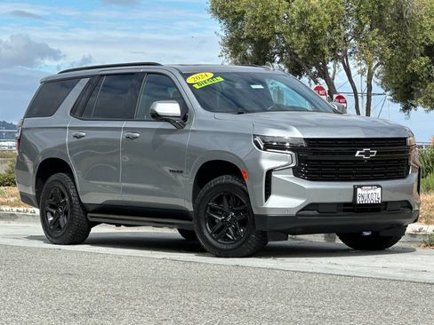 Used 2024 Chevrolet Tahoe RST w/ Luxury Package AWD/4WD image 2
