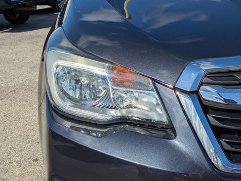 Used 2017 Subaru Forester 2.5i w/ Alloy Wheel Package image 10