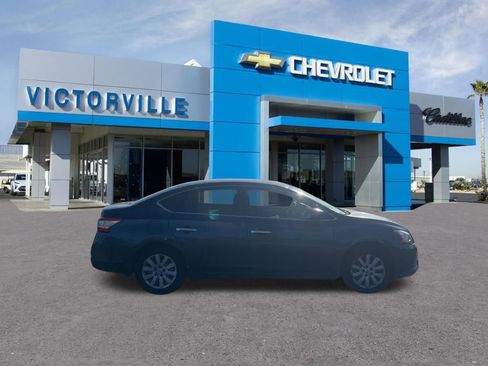 Used 2014 Nissan Sentra SV image 4
