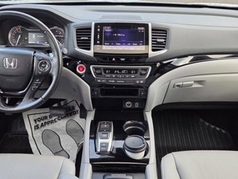 Used 2020 Honda Ridgeline RTL-E image 15