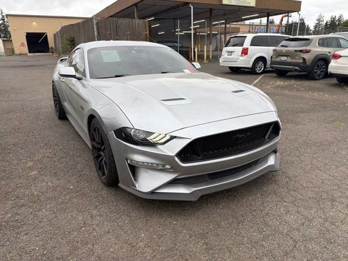 Used 2022 Ford Mustang GT Premium w/ GT Performance Package RWD image 3