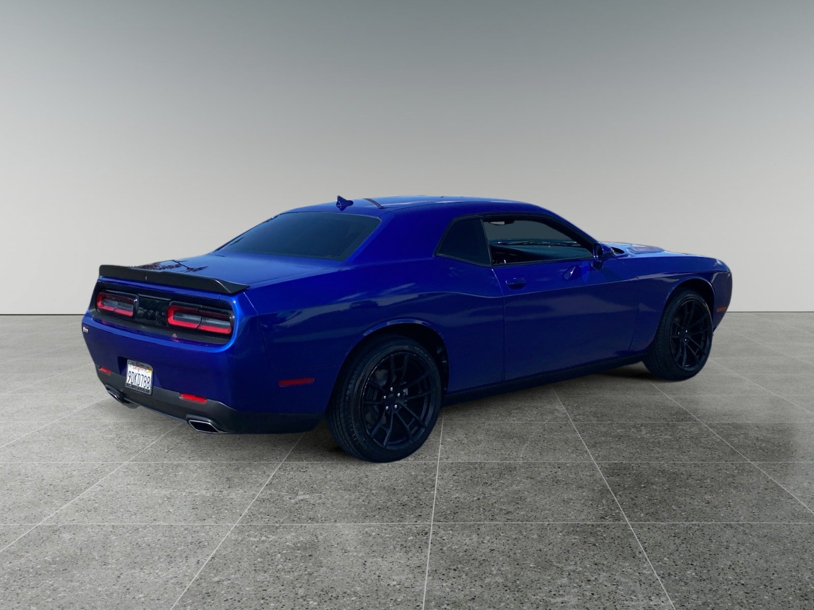 Used 2022 Dodge Challenger SXT w/ Blacktop Package RWD image 5
