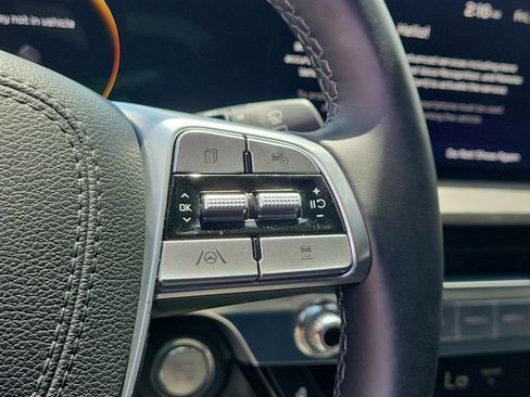 Certified 2025 Kia Telluride SX X-Line AWD/4WD image 25
