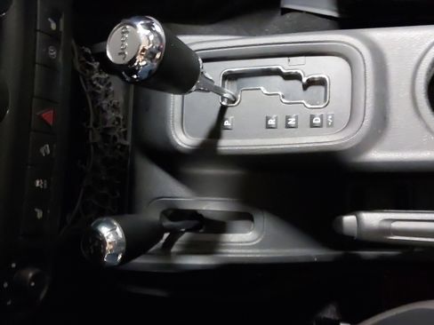 Used 2014 Jeep Wrangler Unlimited Sahara w/ Max Tow Package image 22