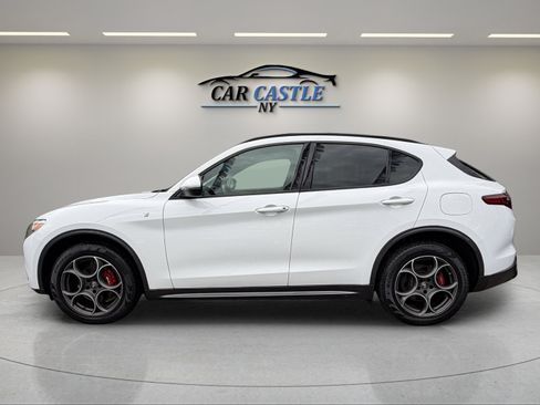 Used 2022 Alfa Romeo Stelvio Ti w/ Active Assist Plus Package image 12
