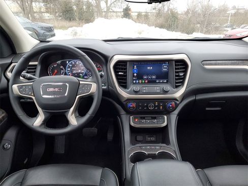 Used 2023 GMC Acadia Denali w/ Denali Ultimate Package image 17