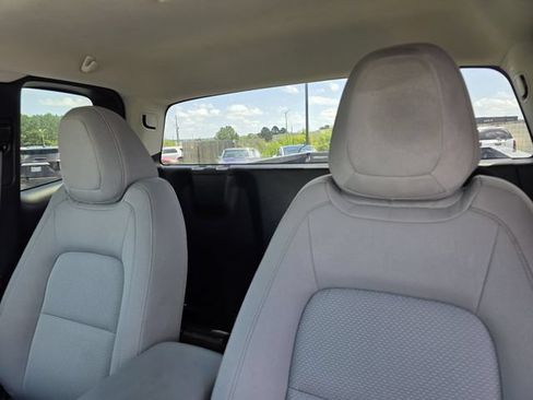 Used 2019 Chevrolet Colorado W/T RWD image 9