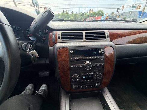 Used 2013 Chevrolet Tahoe LT AWD/4WD image 4
