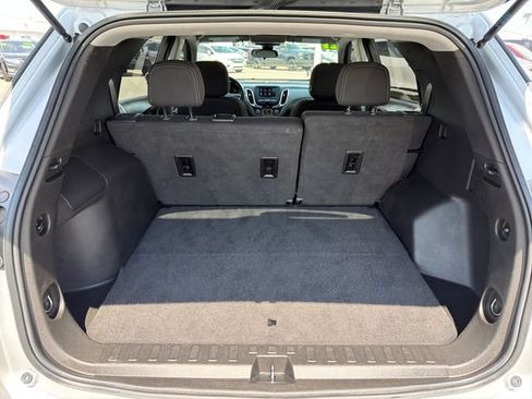 Used 2021 Chevrolet Equinox LT FWD image 29