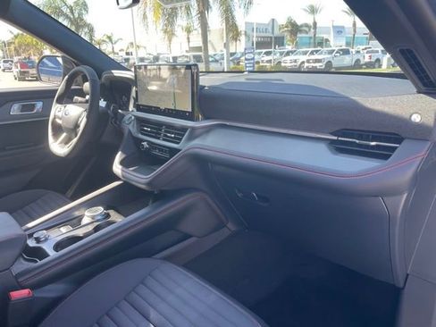 New 2026 Ford Explorer ST-Line w/ Premium Package image 27