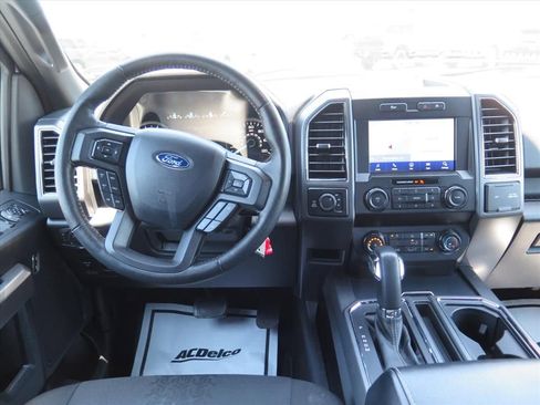 Used 2019 Ford F150 XLT w/ Equipment Group 302A Luxury AWD/4WD image 15