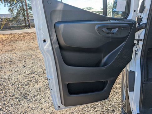 Used 2024 Mercedes-Benz Sprinter 3500 image 22