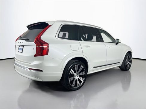 Used 2024 Volvo XC90 T8 Plus w/ Protection Package Premier AWD/4WD image 5