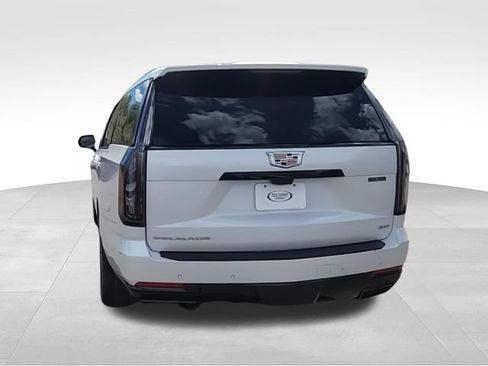 Used 2025 Cadillac Escalade ESV Sport Platinum AWD/4WD image 7