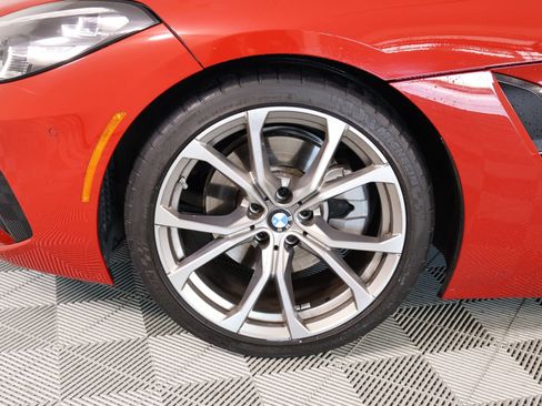 Used 2021 BMW Z4 sDrive30i w/ Executive Package image 16