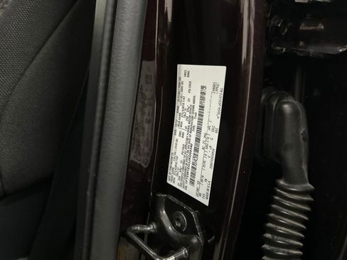 Used 2018 Ford F150 XLT w/ Equipment Group 302A Luxury AWD/4WD image 57