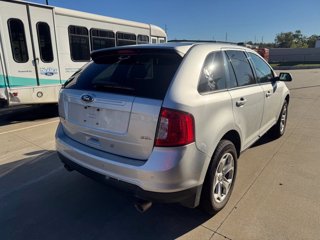 Used 2013 Ford Edge SEL FWD image 8