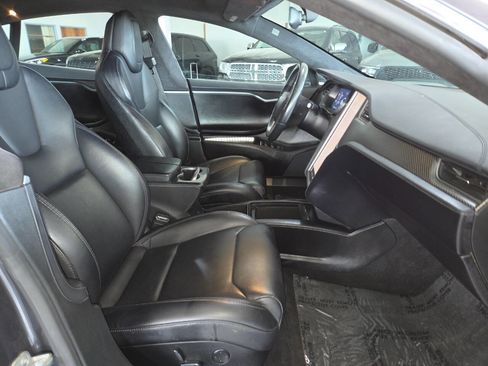 Used 2018 Tesla Model S 75D AWD/4WD image 28