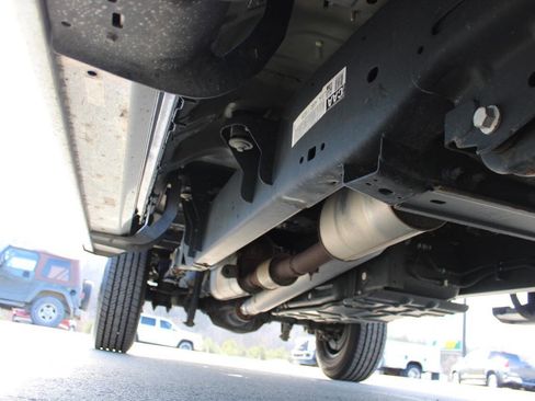 Used 2022 Ford F250 Lariat w/ Lariat Value Package image 52