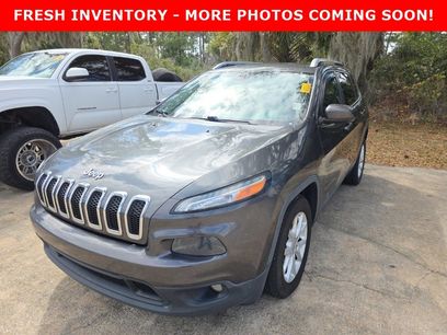 Used 2015 Jeep Cherokee Latitude w/ Comfort/Convenience Group