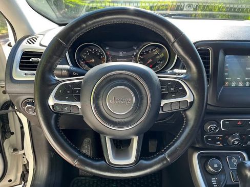 Used 2019 Jeep Compass Latitude w/ Popular Equipment Group AWD/4WD image 12