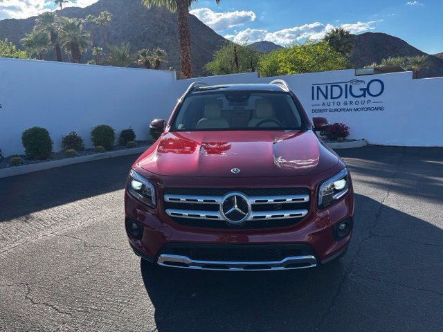 Used 2021 Mercedes-Benz GLB 250 4MATIC image 2