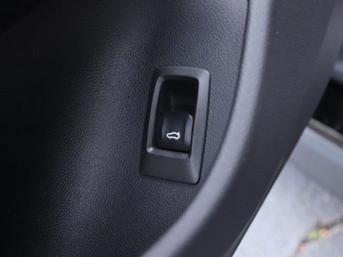 Certified 2025 BMW 430i w/ Premium Package image 26