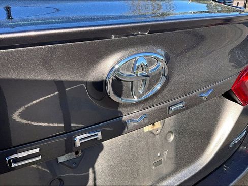 Used 2020 Toyota Camry XSE image 27