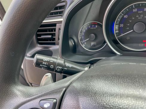 Used 2015 Honda Fit EX image 23