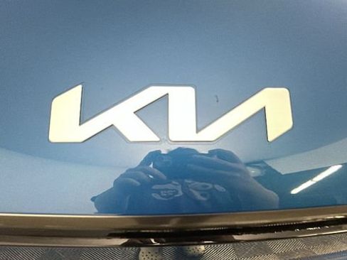 Used 2024 Kia EV9 GT-Line AWD/4WD image 8
