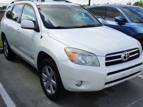 Used 2007 Toyota RAV4 Limited image 3